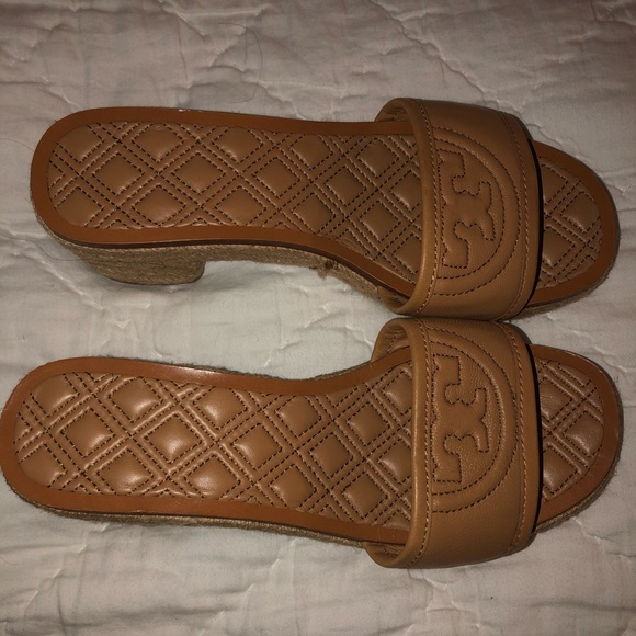 New Tory Burch Leather Stitched Logo Beauties🤩 - Picture 7 of 7